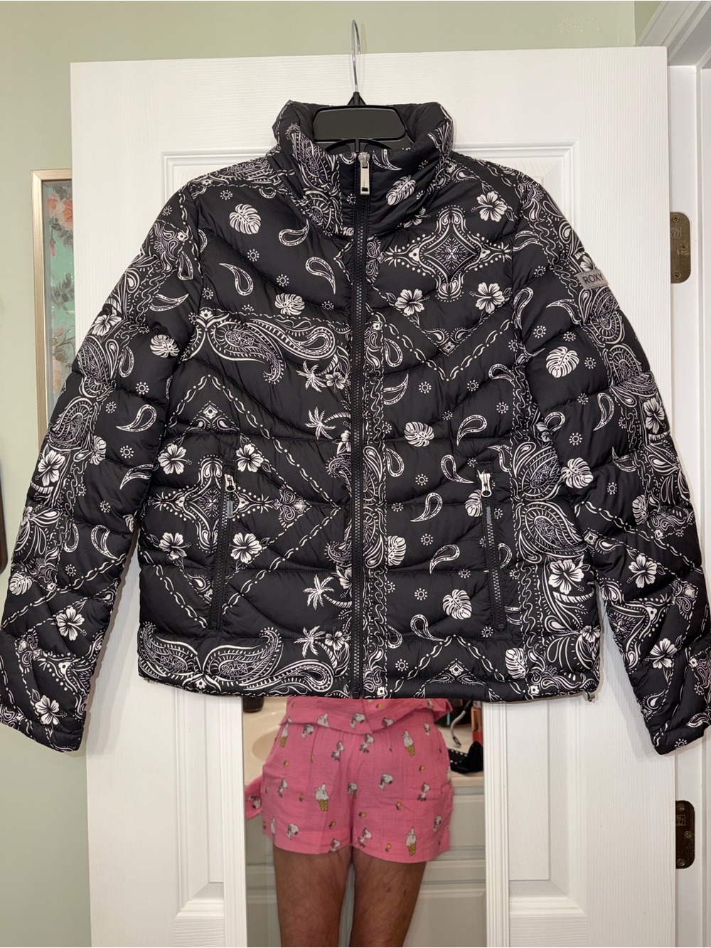 Roxy Black Paisley-Print Quilted Puffer Jacket